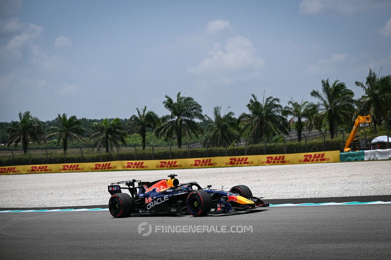 Red Bull dominando la clasificación en Malasia con Verstappen