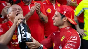 F1 | Nei giorni di Hamilton il pensiero di Vasseur va a...Carlos Sainz