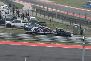 MotoGP | La Safety Car va a muro: il curioso incidente al CoTA di Austin