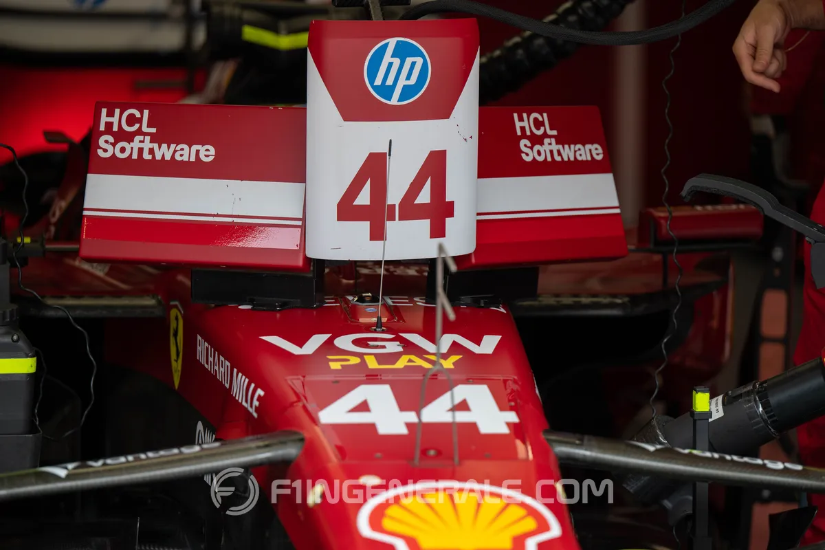 F1 | Ferrari, Hamilton non ha "dimenticato come si guida": un grande ex fa il tifo per lui