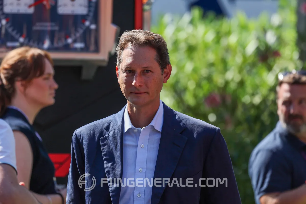 F1 | Ferrari, John Elkann mette a tacere ogni indicrezione: le parole su Vasseur e la squadra critiche piloti leclerc hamilton