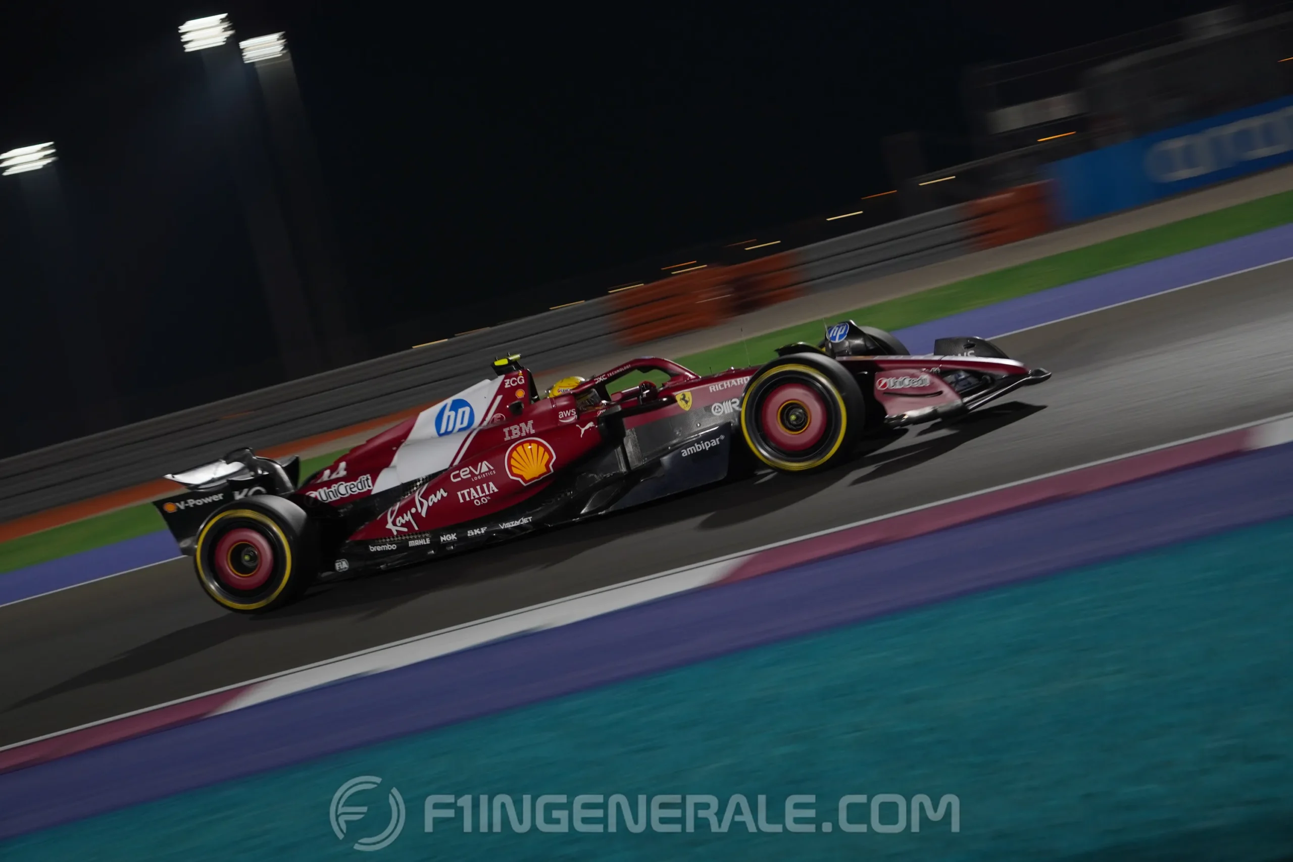 F1 | Hamilton si lamenta della Ferrari, ma Leclerc è in top 10: il TEAM RADIO - GP Qatar