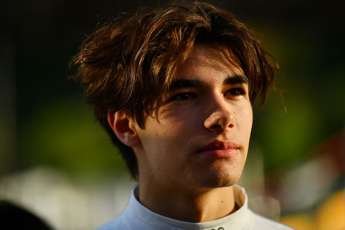 tsolov formula 2 campos qatar abu dhabi