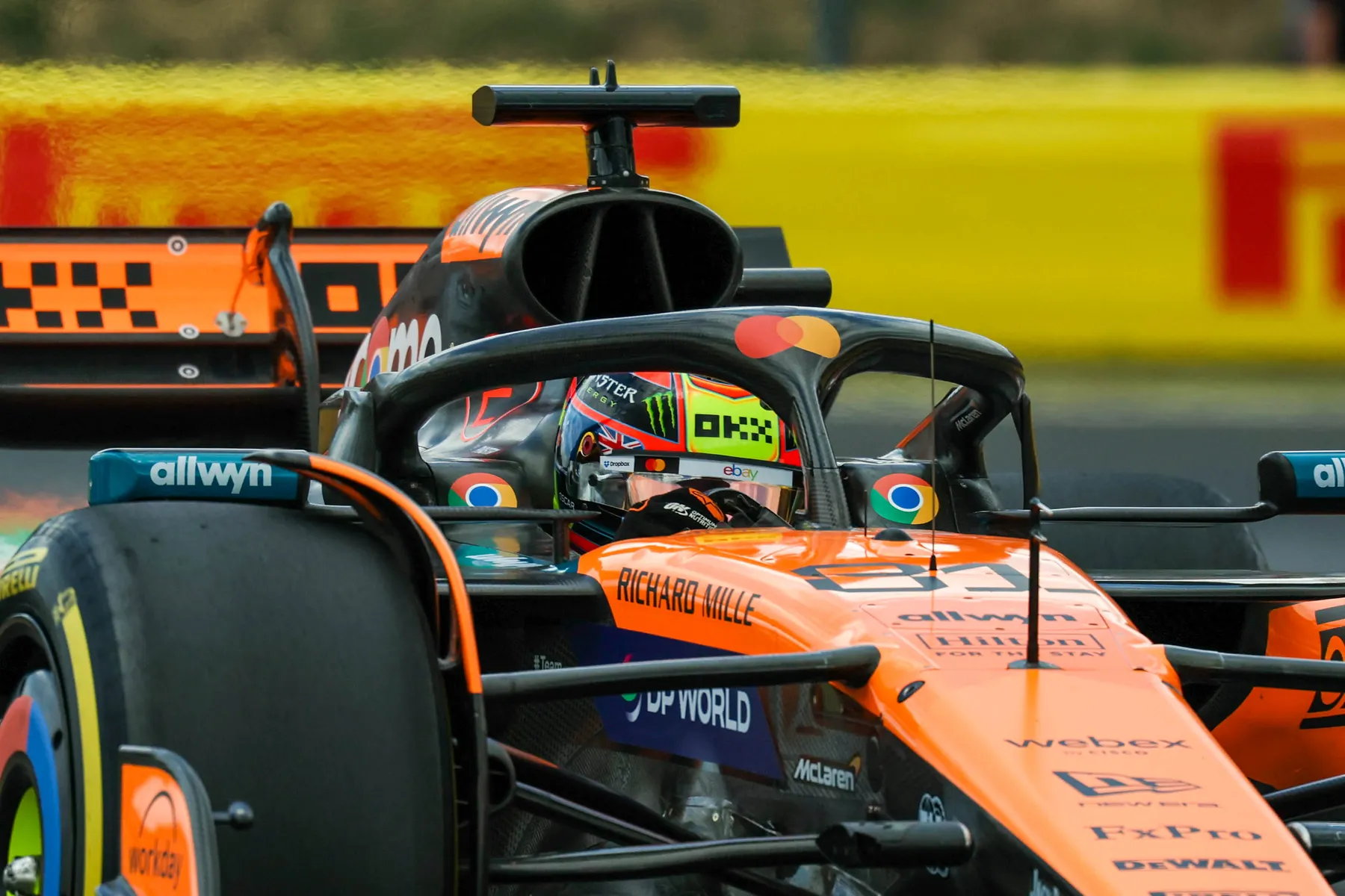 f1 rookie fp1 abu dhabi prove libere mclaren piastri ferrari hamilton red bull verstappen tsunoda